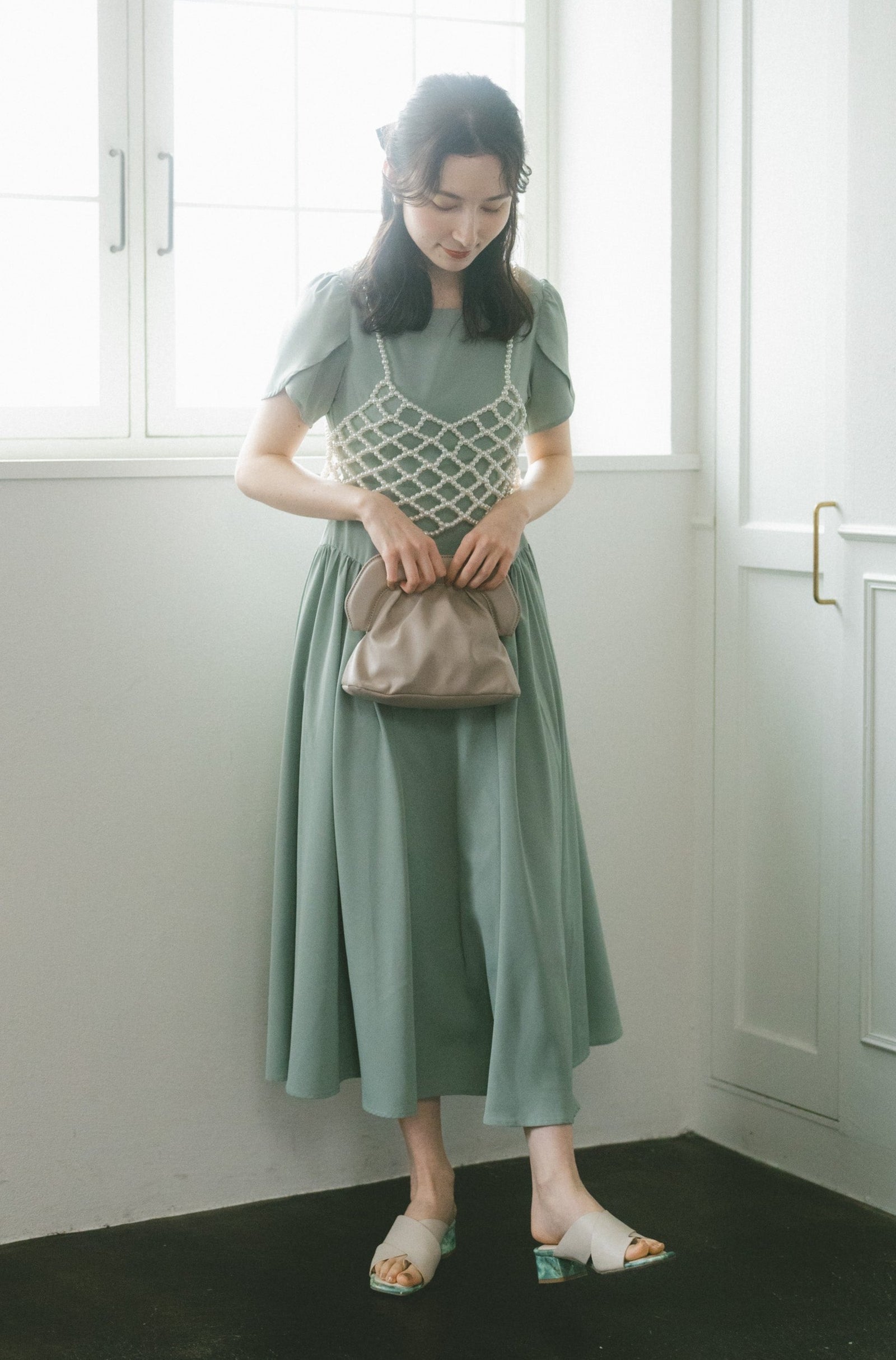 pearl bustier × tulip sleeve dress – idem