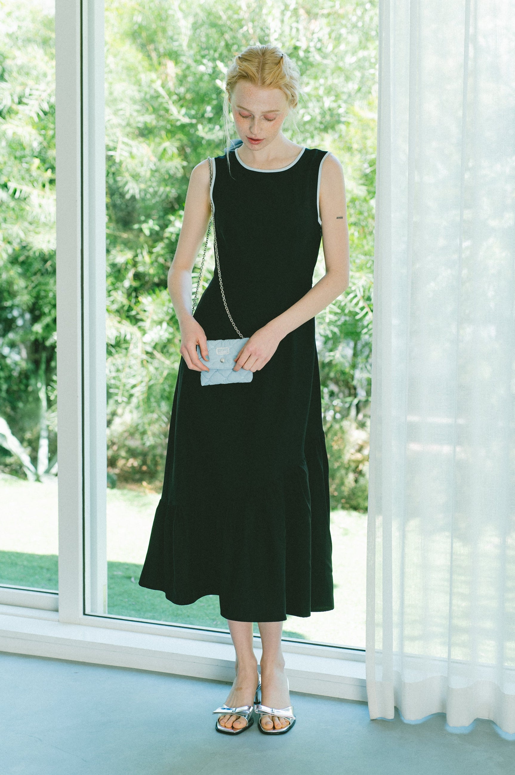 back cut onepiece