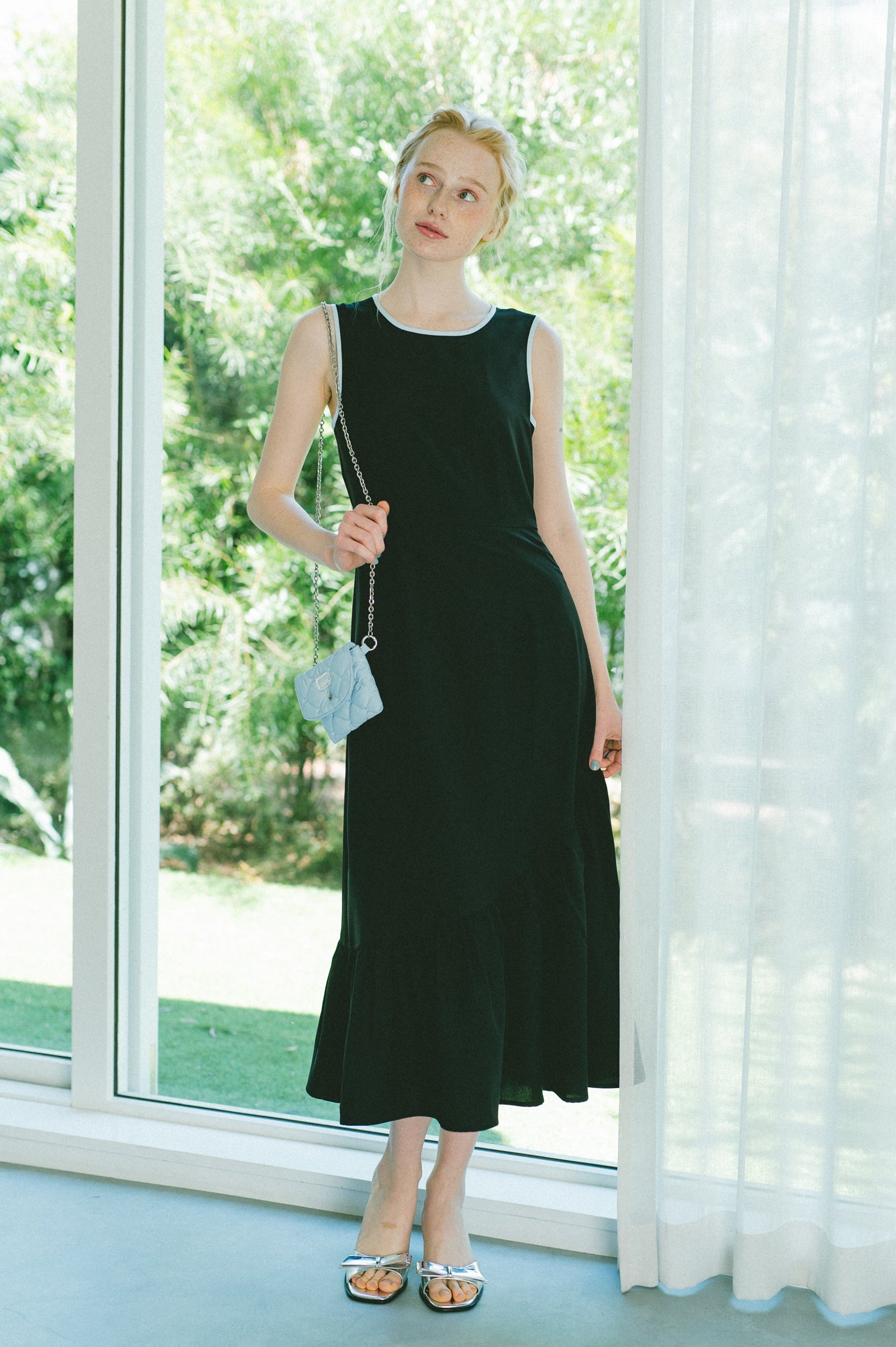 back cut onepiece