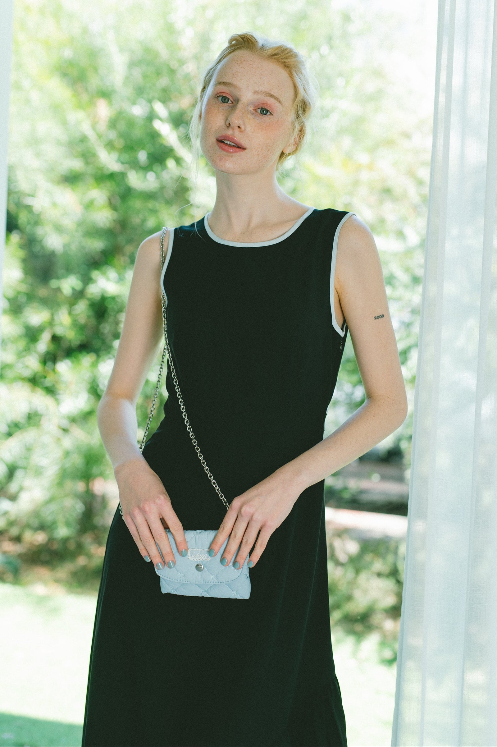 back cut onepiece – idem