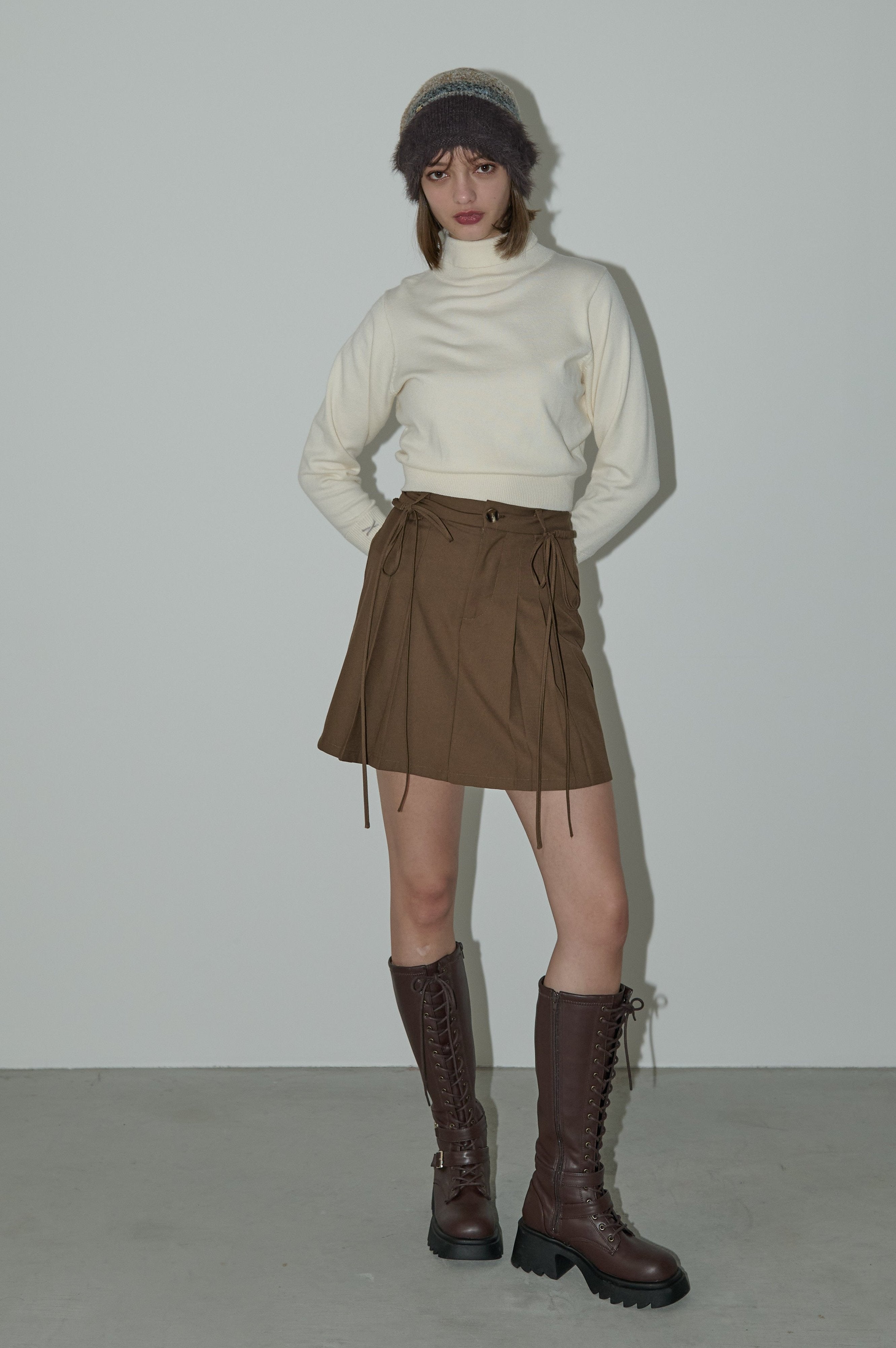 lace up ribbon turtle knit