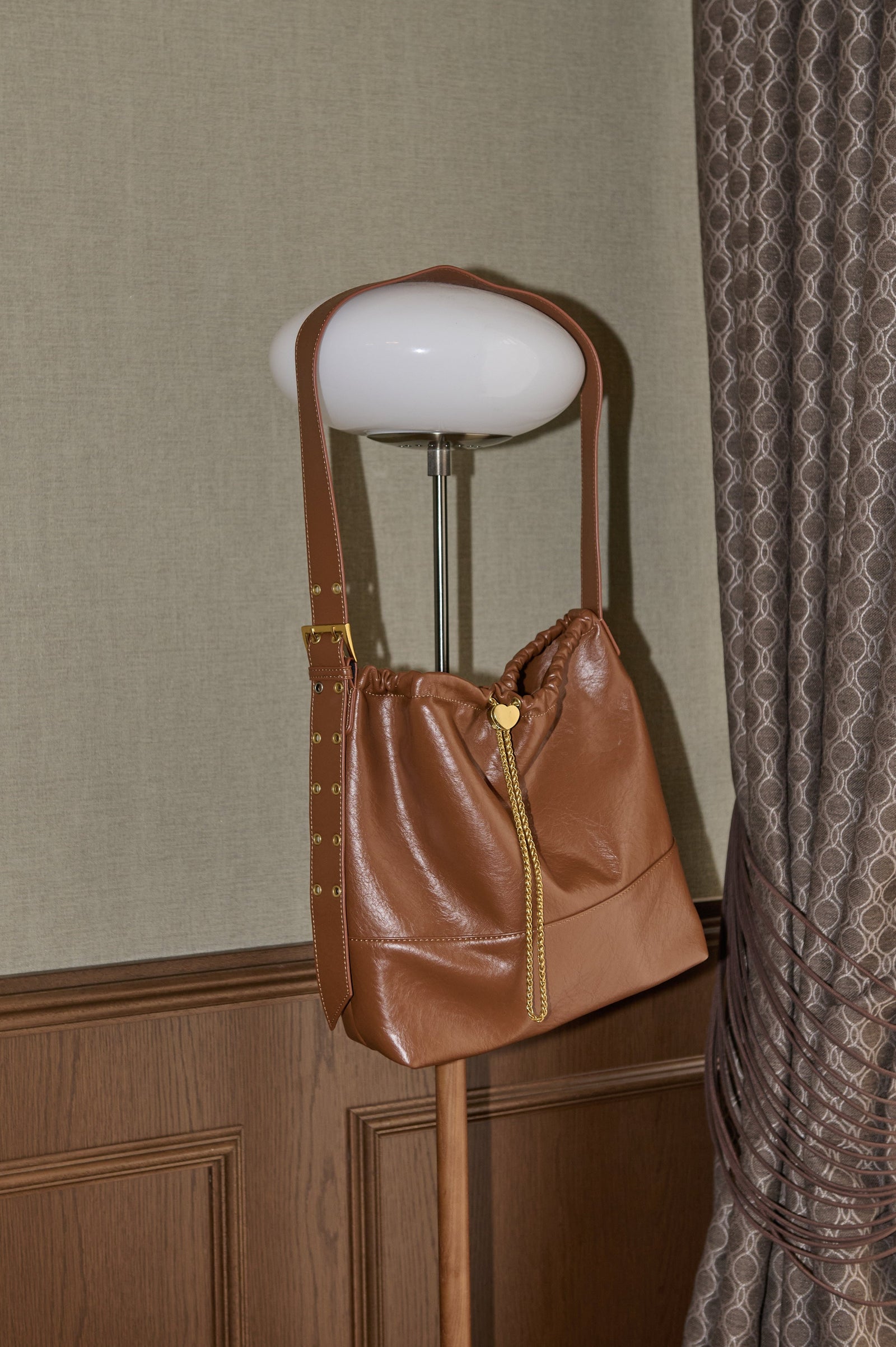 heart charm shoulder bag – idem