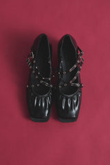 eyelet gather shoes