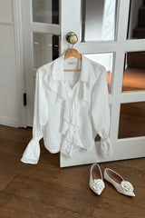 ruffle collared blouse