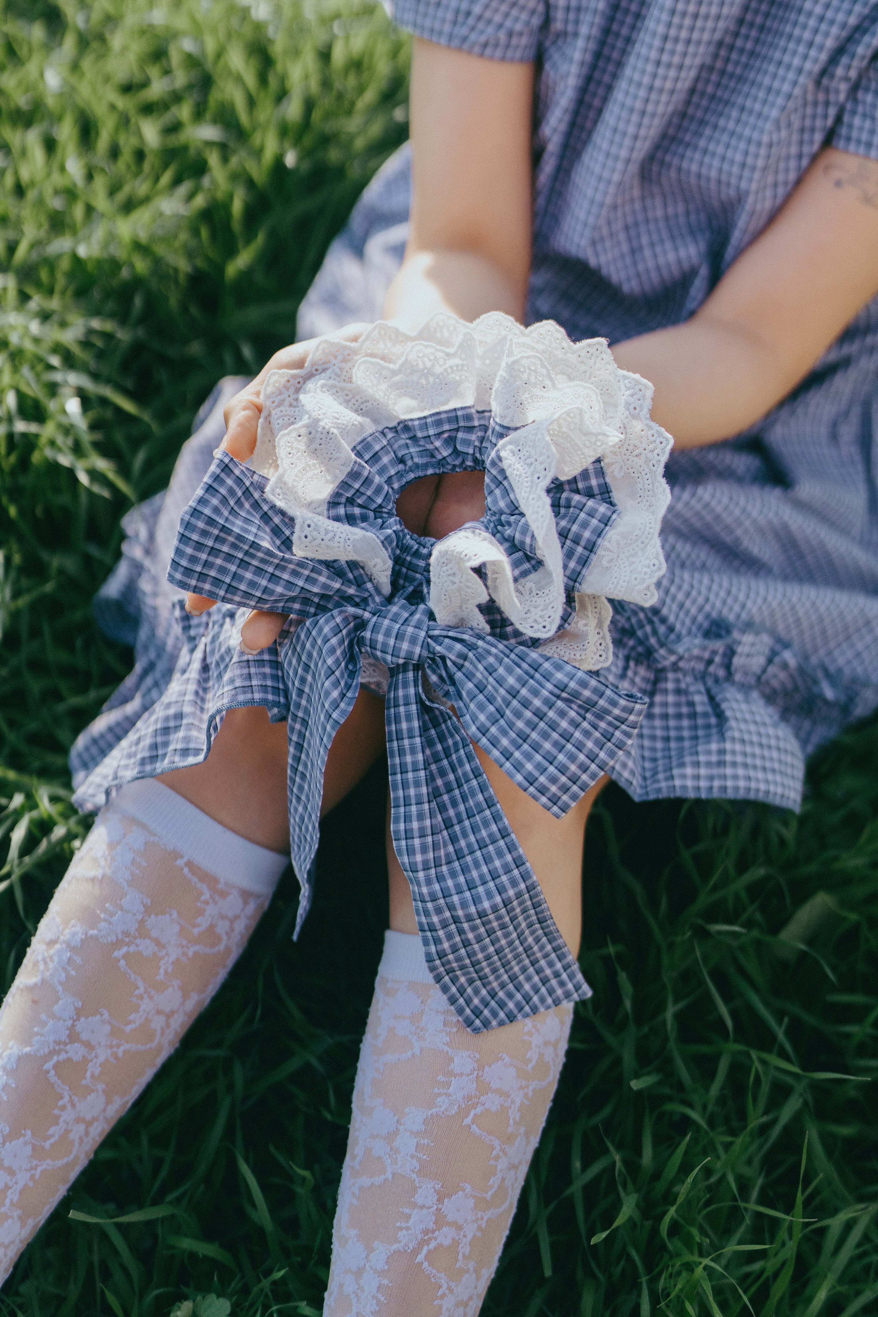 big frill ribbon chouchou