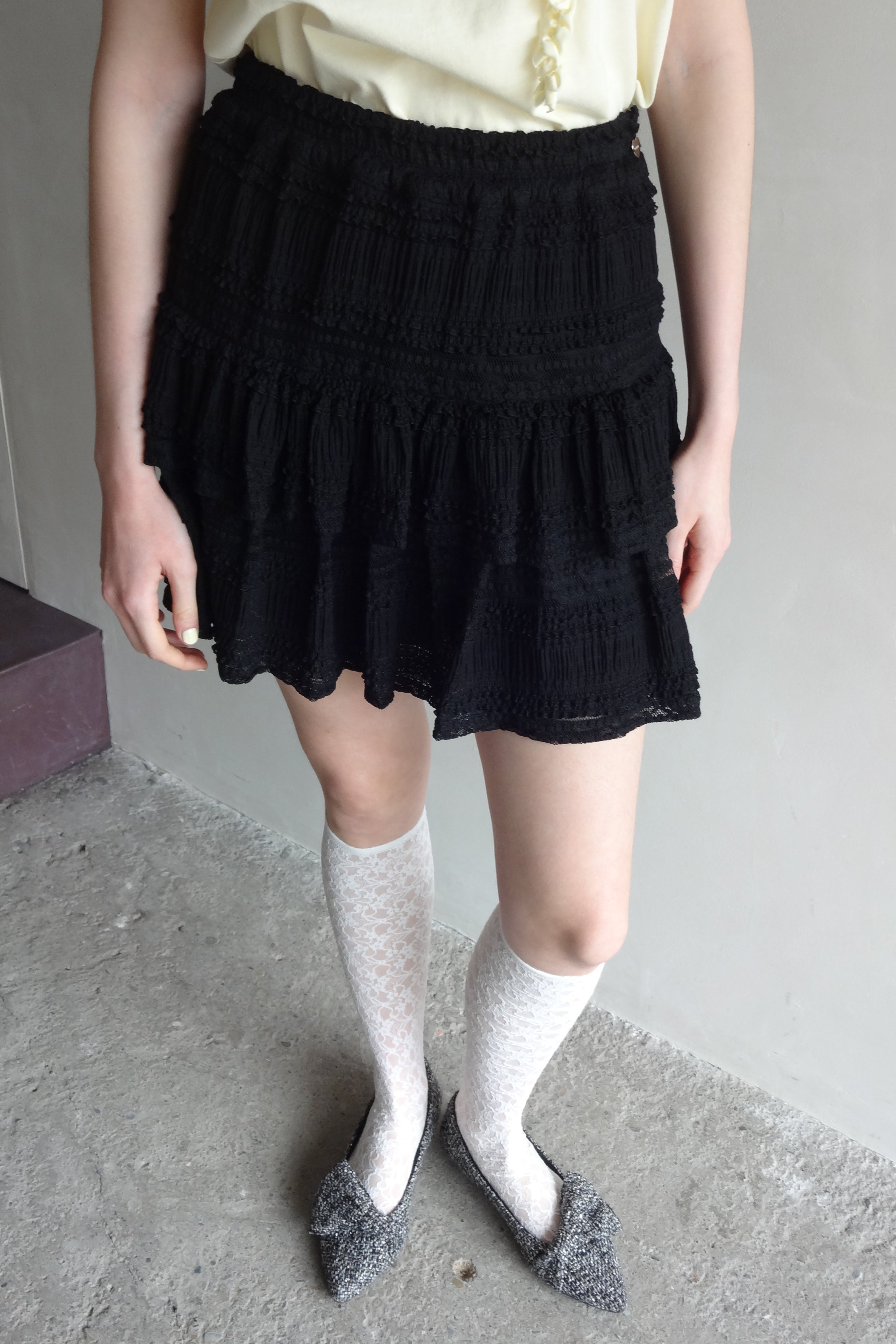 lace tiered frill mini skirt