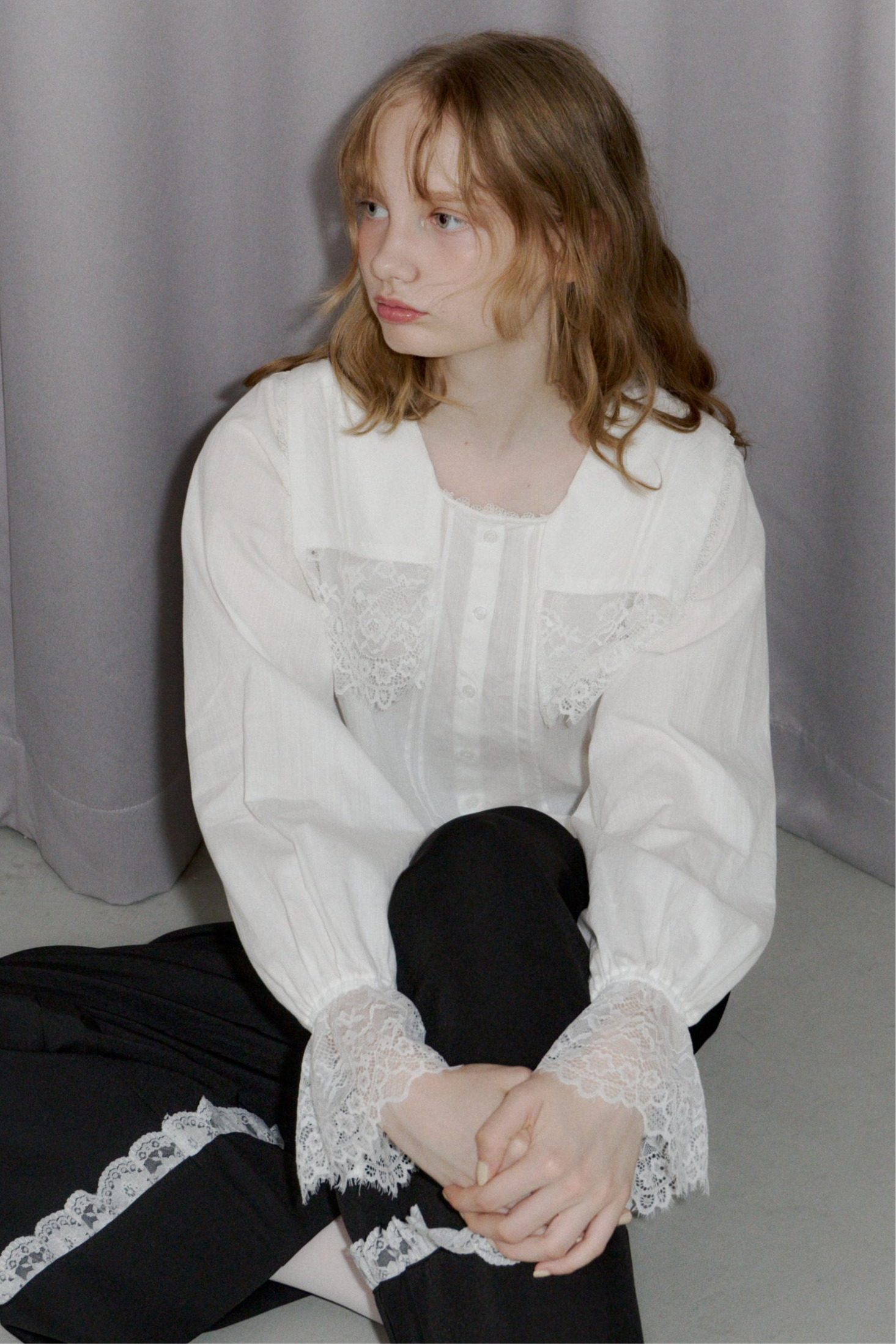 vintage square lace collar blouse