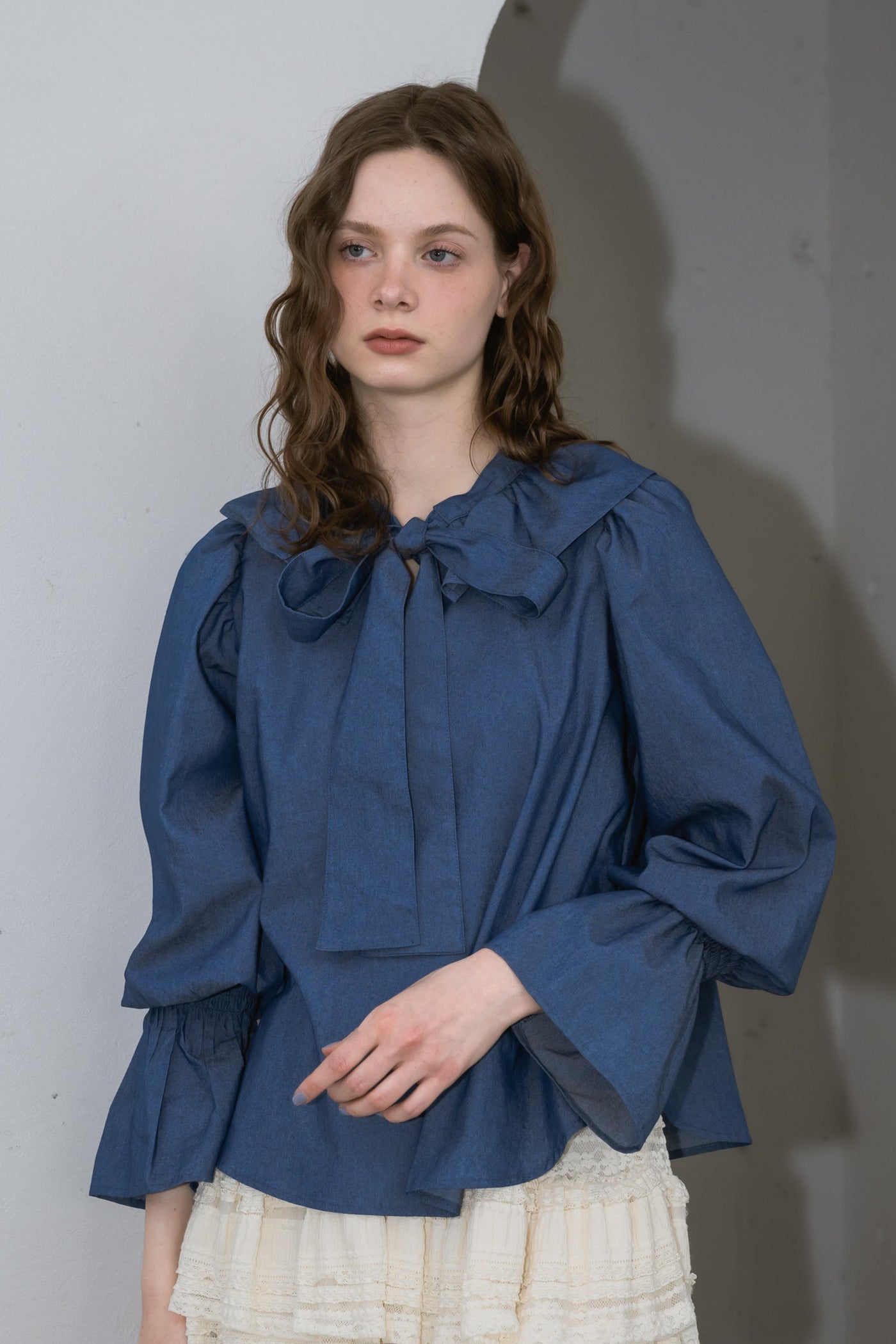bowtie ribbon frill blouse – idem