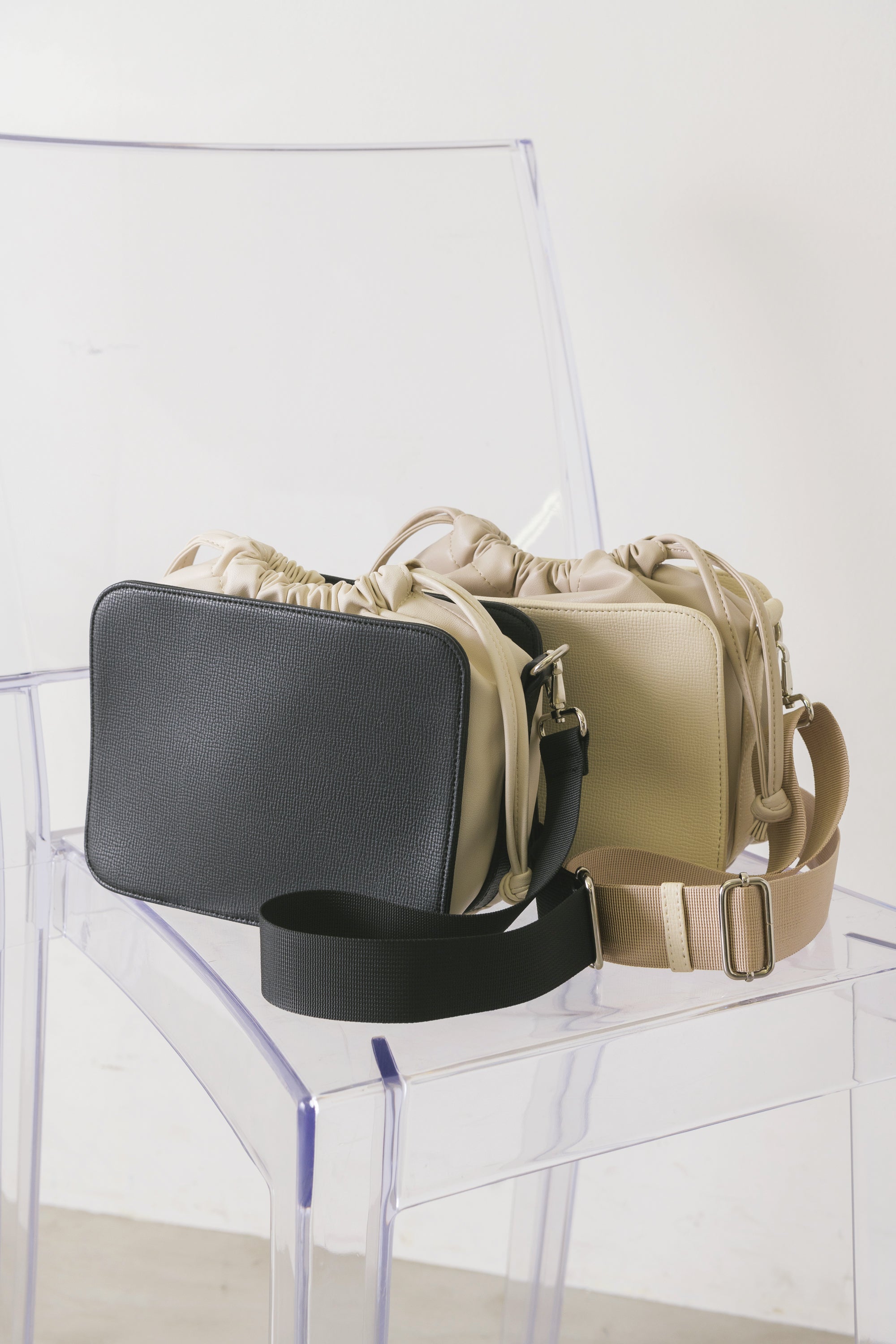 bicolor drawstring bag