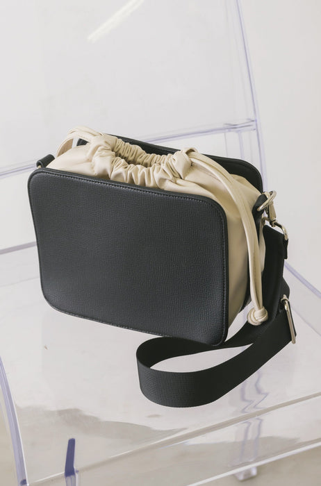 bicolor drawstring bag
