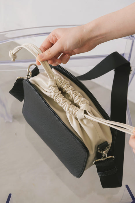 bicolor drawstring bag
