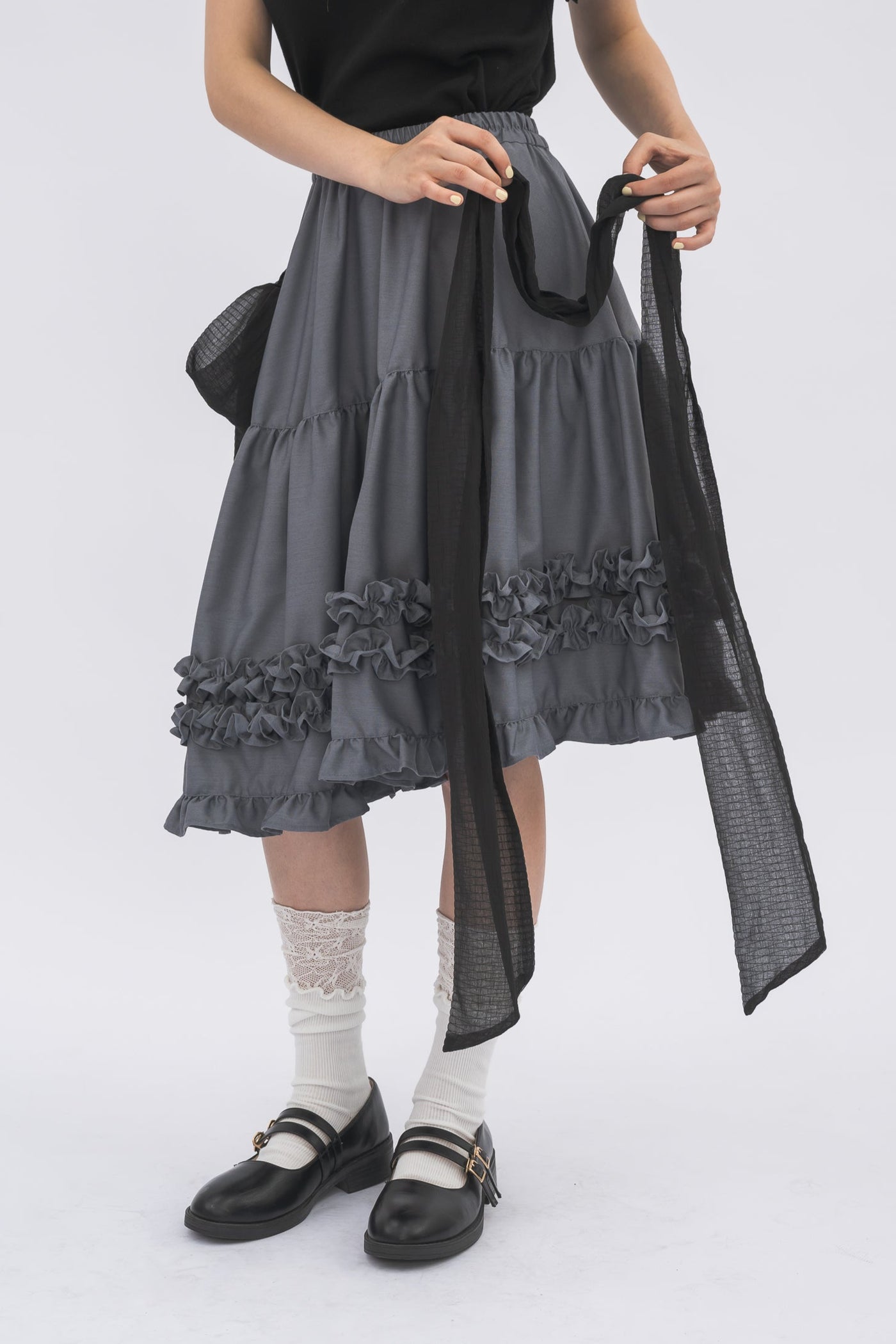 【最終値下げ】idem イデム ボリュームフリルスカート ブラック whip frill volume skirt – idem