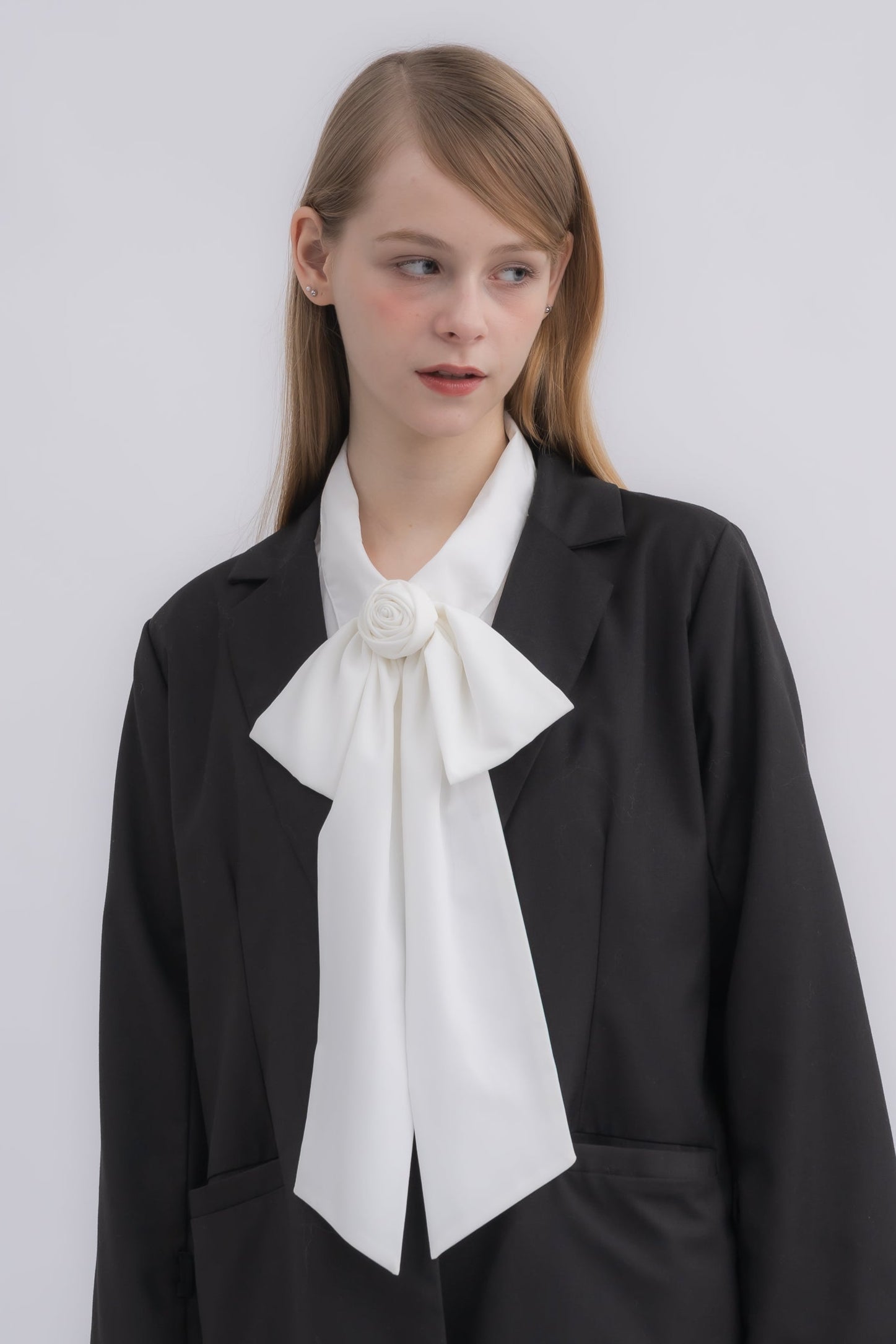 rose ribbon tie