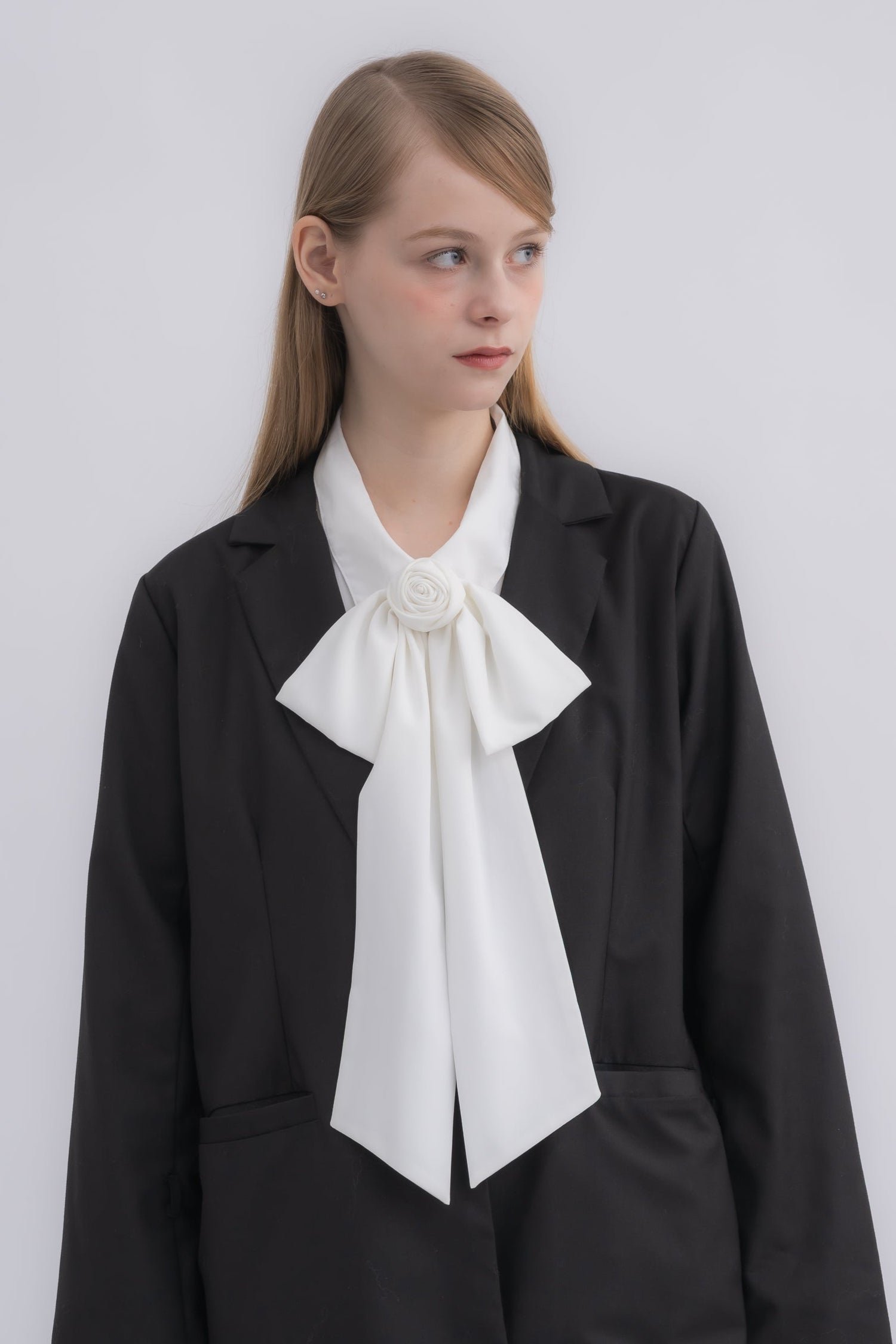 rose ribbon tie