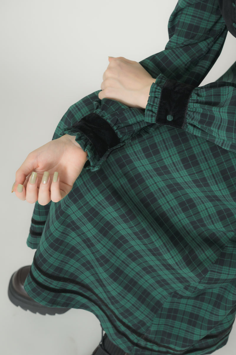 classical check velour onepiece