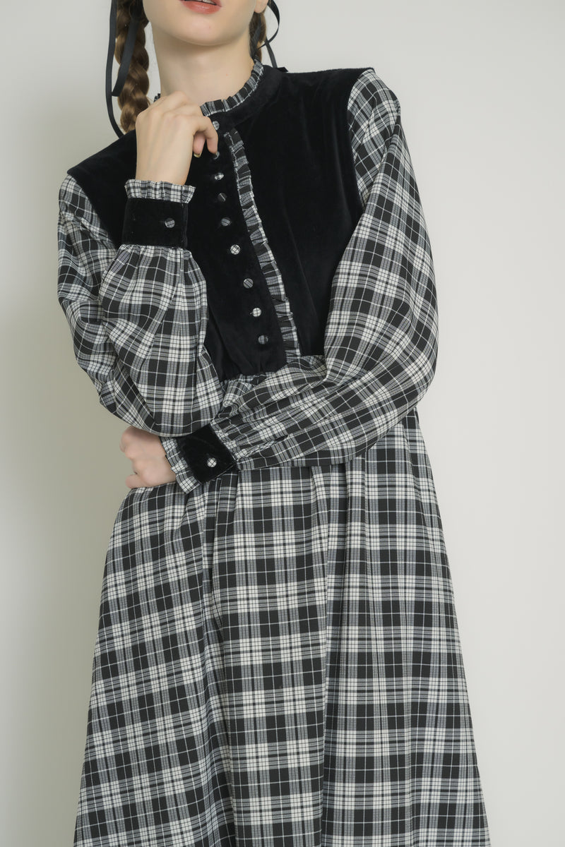 classical check velour onepiece