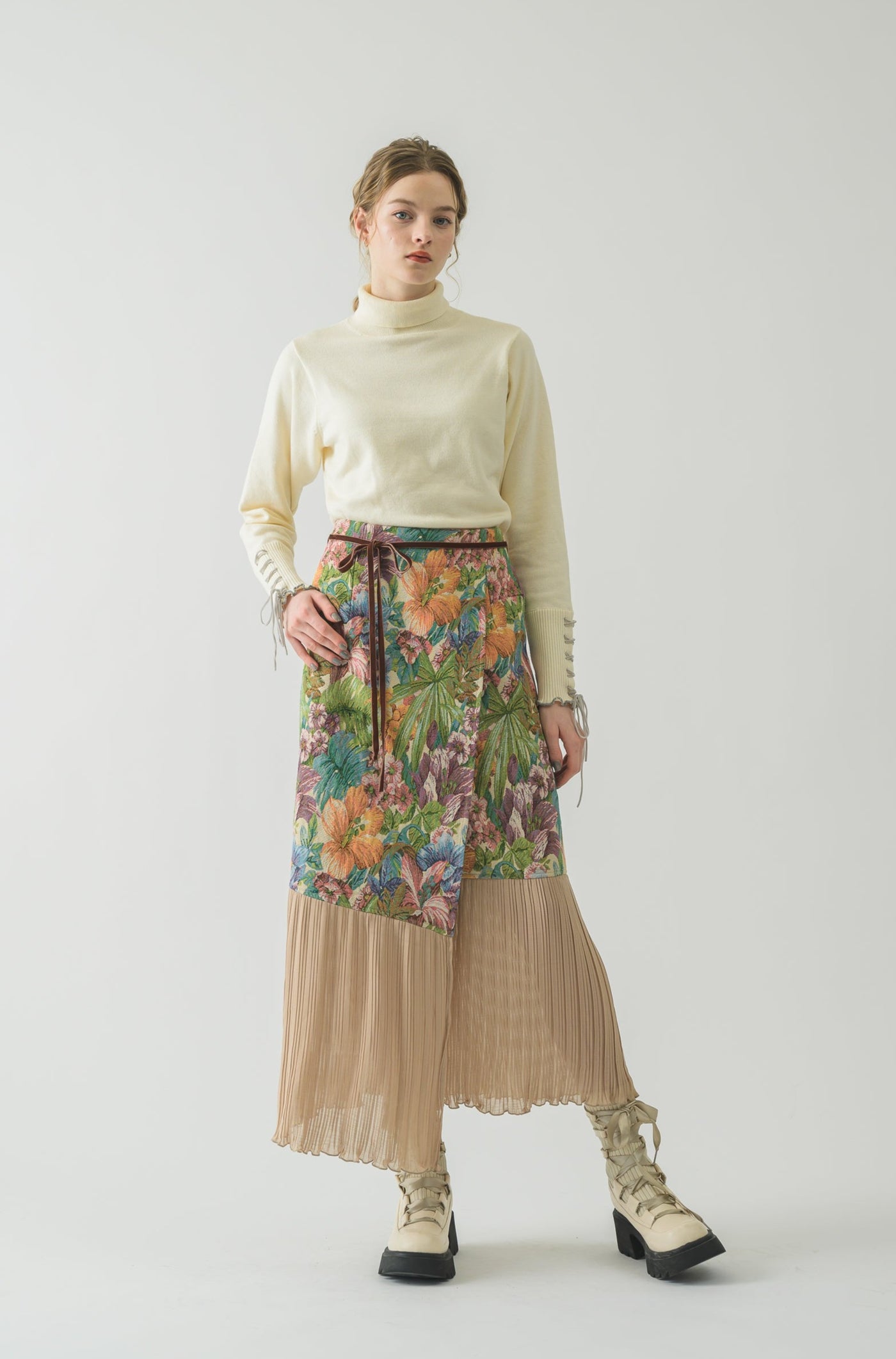 gobelin romantic skirt – idem