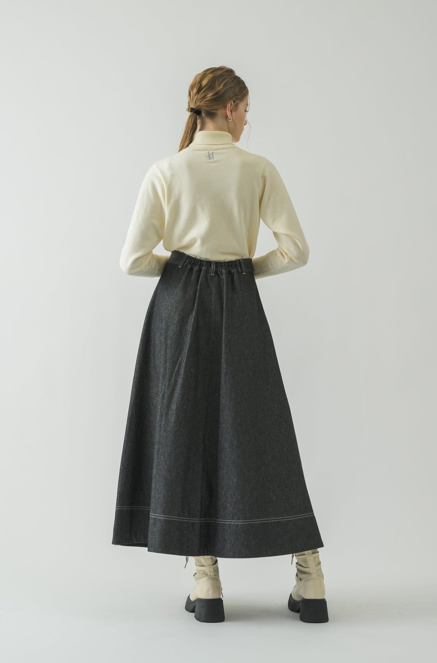 スカート idem made in Japan tuck denim skirt NVY made in Japan tuck denim skirt – idem