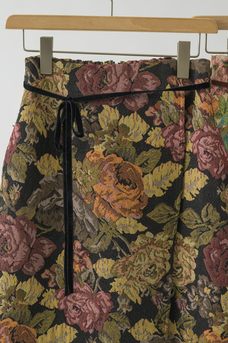 gobelin romantic skirt