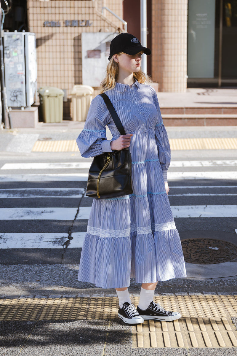 waving stripe onepiece