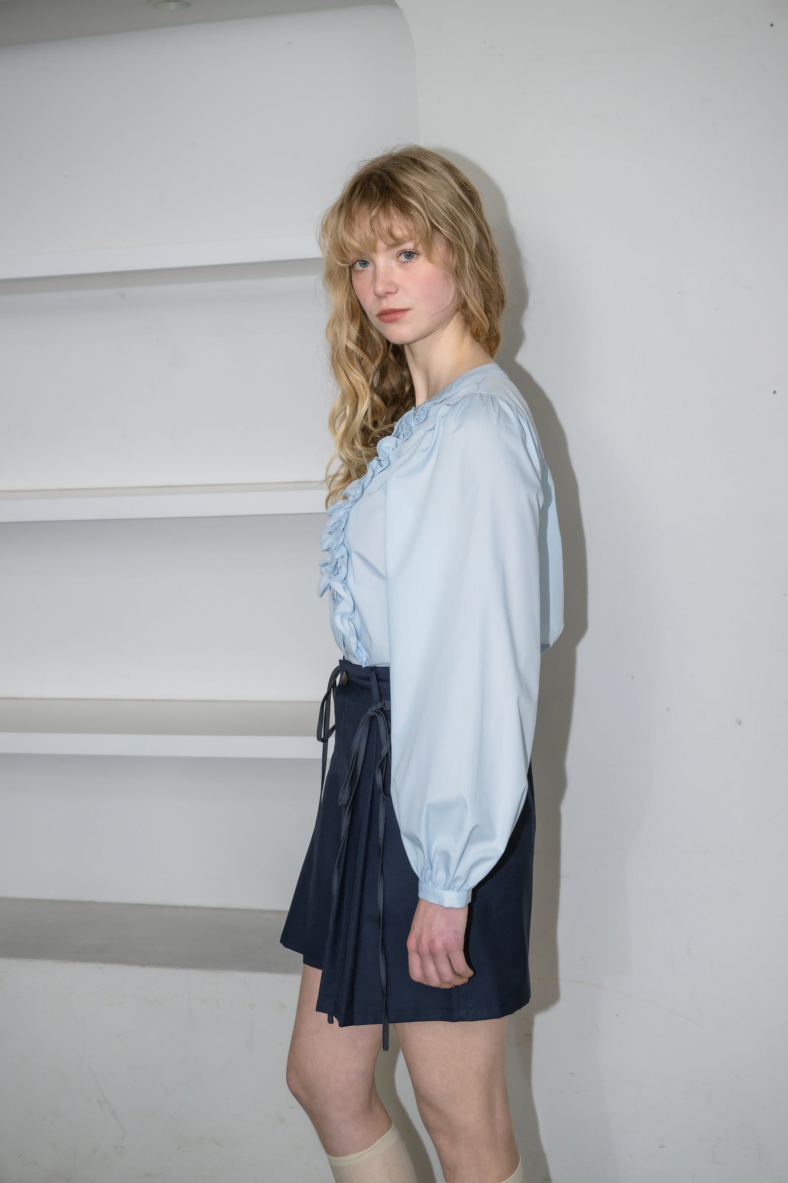 idem many frill blouse フリルブラウス オフホワイト ブラウス シャツ many frill blouse / フリルデザインブラウス