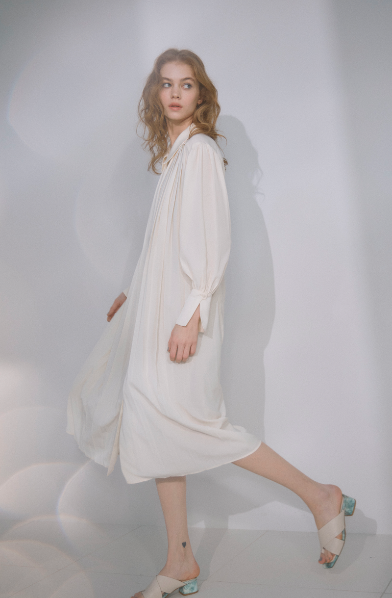 pleats nuance onepiece
