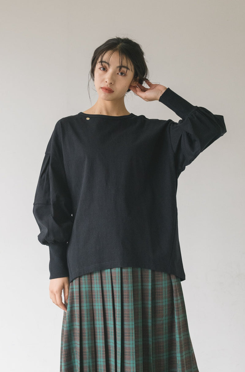 volume tuck sleeve pullover – idem