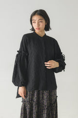 poco poco volume sleeve blouse