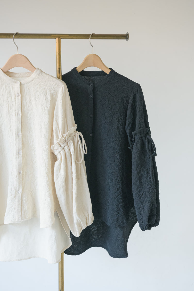 poco poco volume sleeve blouse